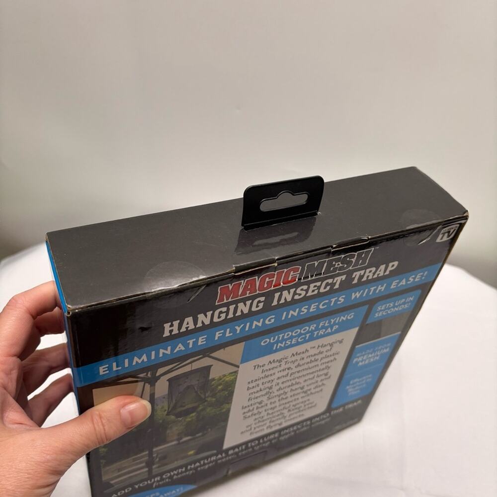 Magic Mesh Hanging Insect Trap - Picture 3 of 4